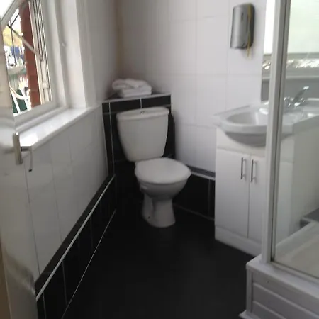 Bed & Breakfast Shanahans With Sports Bar Birmingham