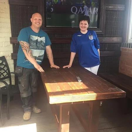 Shanahans With Sports Bar Bed & Breakfast