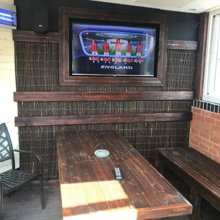 Shanahans With Sports Bar Bed & Breakfast