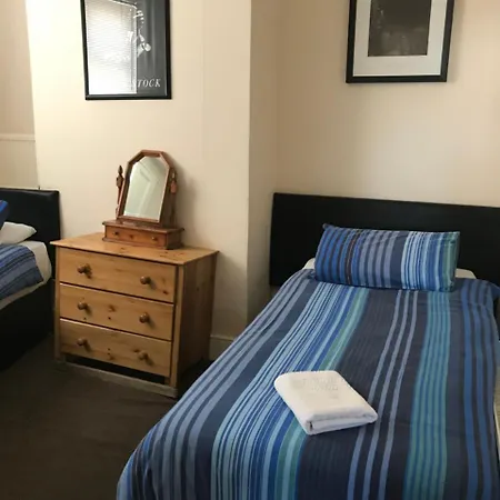 Shanahans With Sports Bar Bed & Breakfast